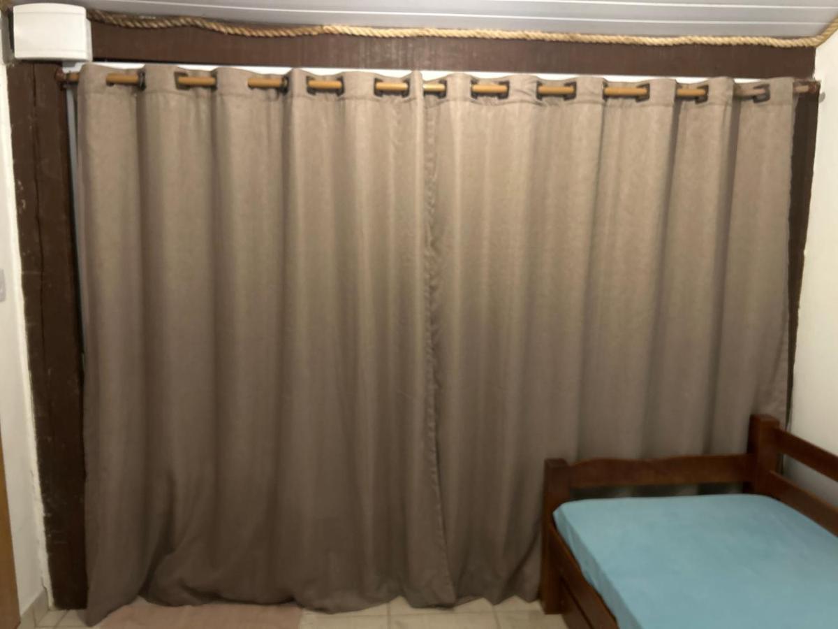 Encasa Guest House - Hospedagem Suites Em איליה-בלה מראה חיצוני תמונה